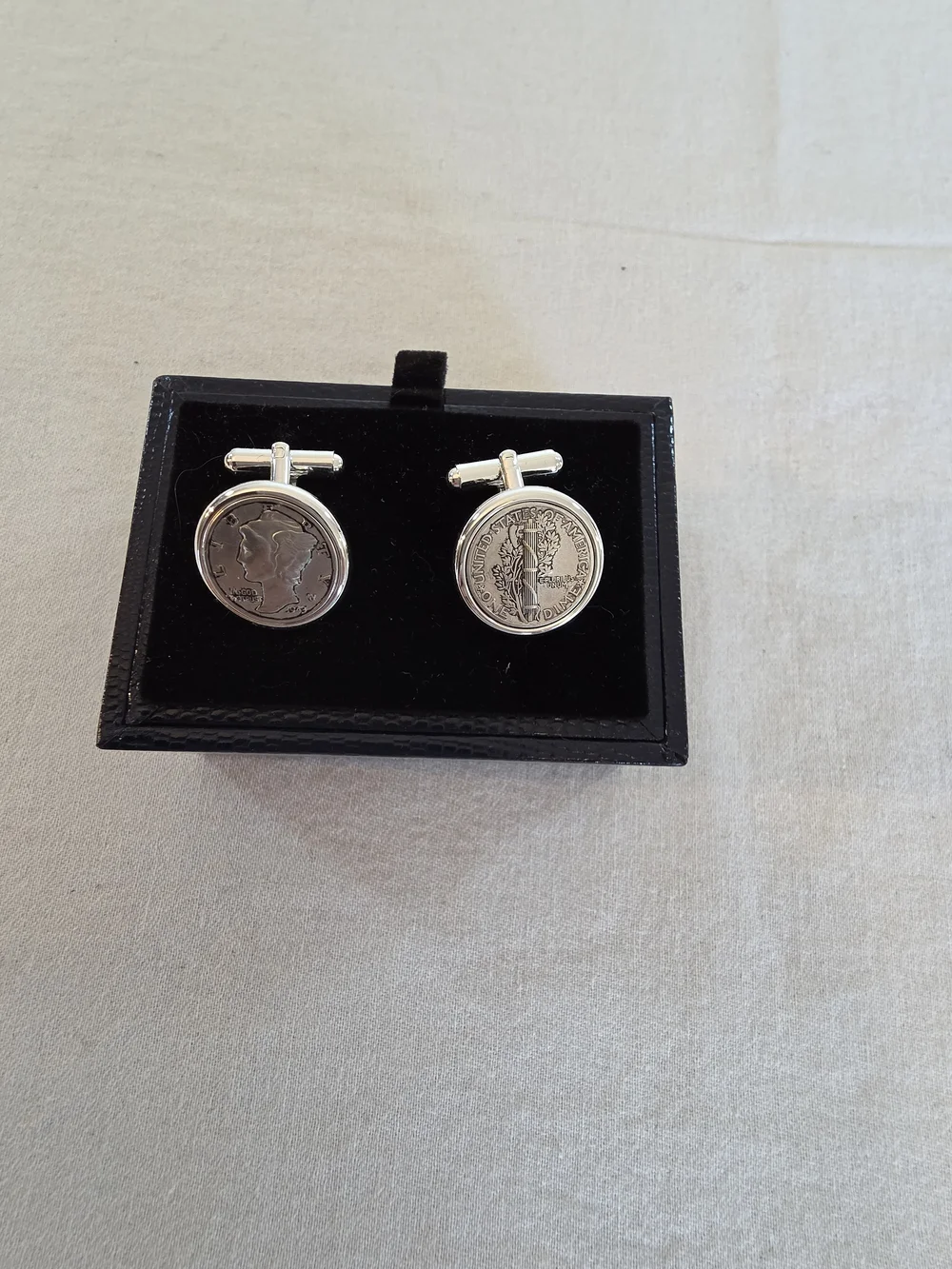 Brooks Brothers Silver Coin Round Cufflinks for Men